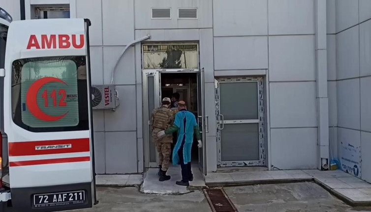 Ağabeyinin cesediyle 3 gün aynı evde yaşadı