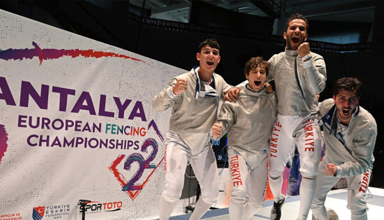 Eskrimde Avrupa Şampiyonası'nda kürsüye çıktık