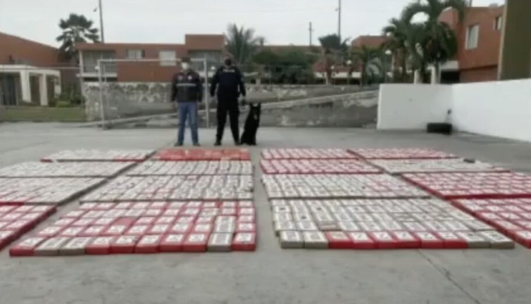 Sedat Peker Murat Ağırel'in tweetini paylaştı. Polis konteyneri açtığında ağzı açık kaldı