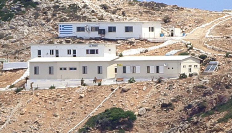 Anadolu Ajansı görüntüledi. Yunanistan işgal ettiği Türk adasına ağır silahlar yerleştirdi