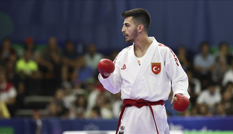 Milli karateci Eray Şamdan altın madalya kazandı