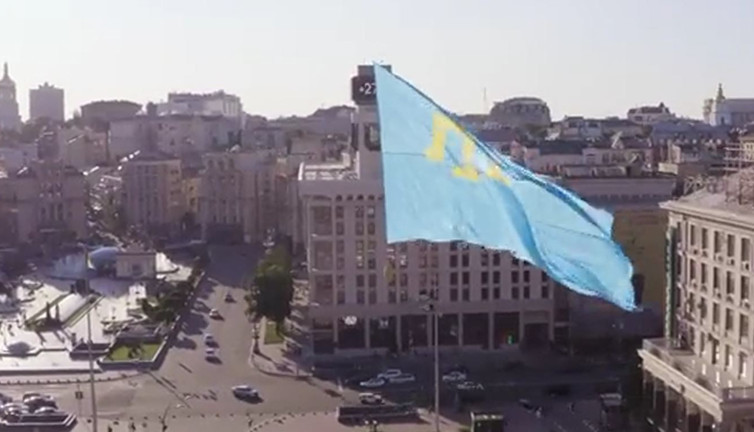 İşte Kırım Türklerinin Gök Bayrağı ve muhteşem Kırım şarkısı