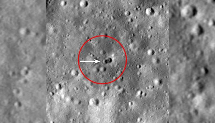NASA, Ay'a çarpan roketin yarattığı dev krater görüntüsünü yayımladı