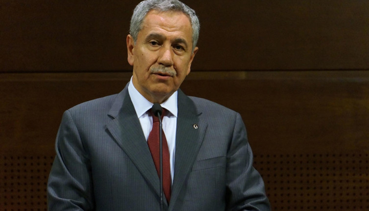 Erdoğan’ın ‘Kral çıplak’ diyen Bülent Arınç’ı neden ihraç ettirmediği ortaya çıktı. Barış Yarkadaş açıkladı