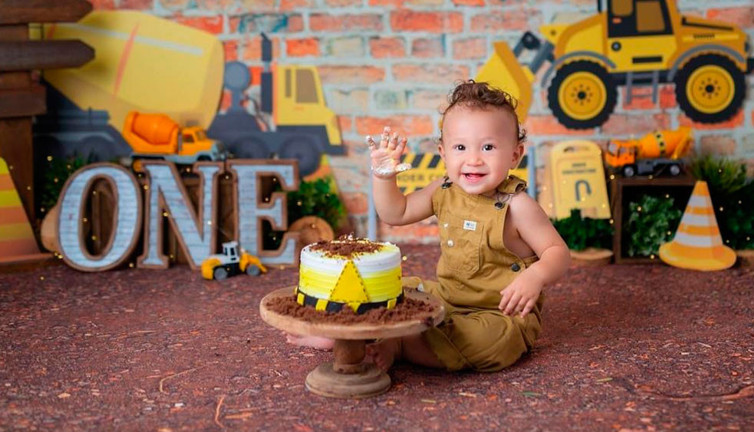 Havuza düşen minik Yiğit hayatını kaybetti