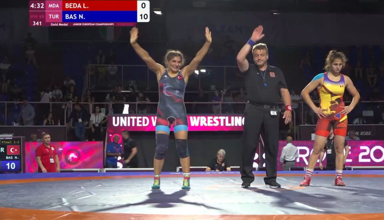 Milli güreşçimiz Nesrin Avrupa Şampiyonu oldu