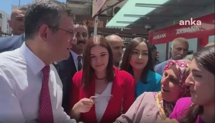 Eski AKP'li vatandaş CHP'li Özgür Özel'e böyle seslendi: Altı sene AK Parti’deydim, bayağı kullanıldım