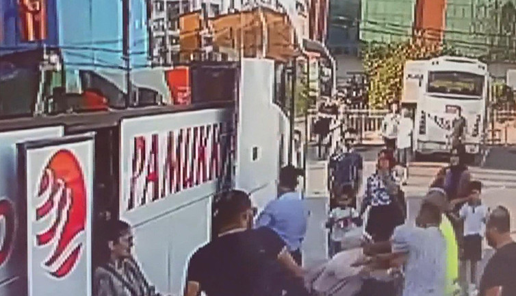 Yolcu otobüsünden inen kadın, terminali birbirine kattı