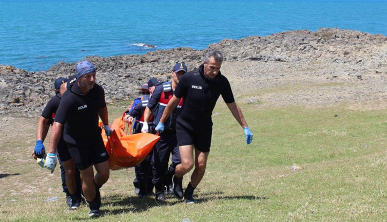 Sinop’ta denizde erkek cansız bedeni bulundu