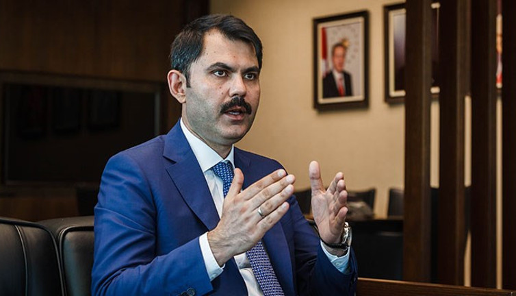 Bakan Kurum, Karadeniz'deki felaketi 'dış faktör'lere bağladı