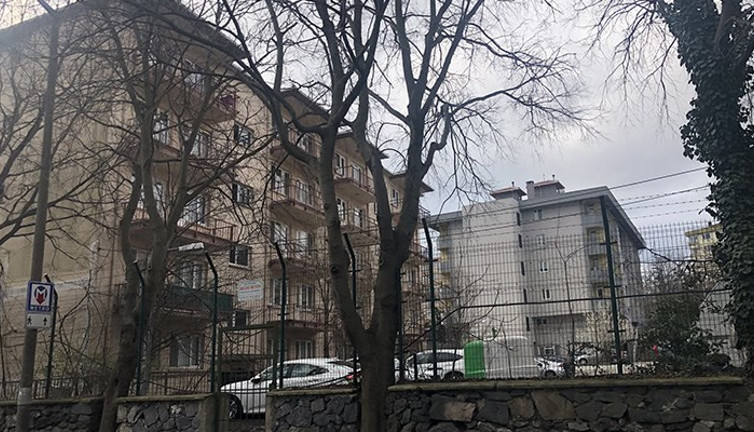 Boğaziçi Üniversitesi 6 milyon harcayıp depreme karşı güçlendirdiğini lojmanlarını yıkıyor