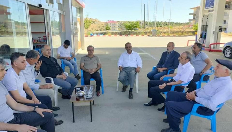 İYİ Parti’den Sincik’te esnaf ziyareti