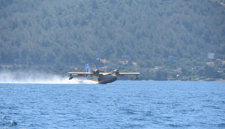 Hurda dedikleri THK uçakları test uçuşunda şov yaptı