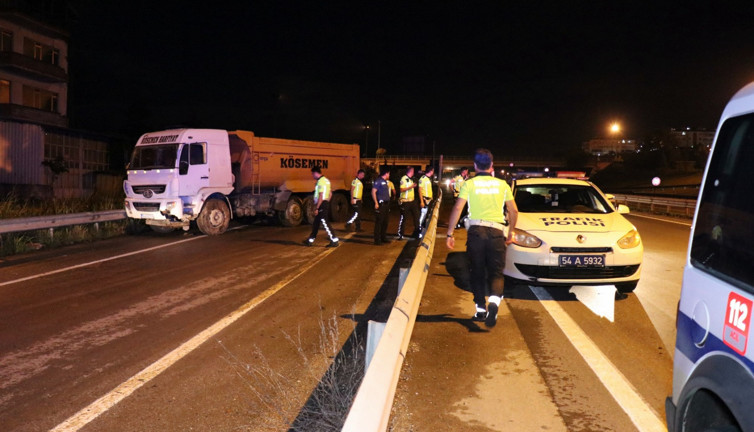 D-100 Karayolu'nda gizemli kamyon kazası. Ortalığı karıştıran silah iddiası