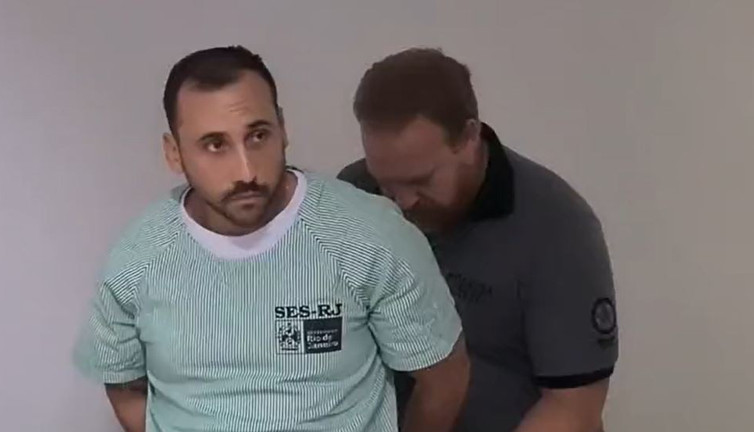 Doktor Giovanni Quintella Bezerra narkoz verdiği hamile kadına sedyede tecavüz etti.