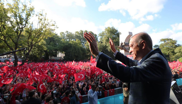 Saadet Partisi İstanbul İl Başkanı Ömer Faruk Yazıcı Saraçhane’deki sayıyı açıkladı. Herkes şok oldu