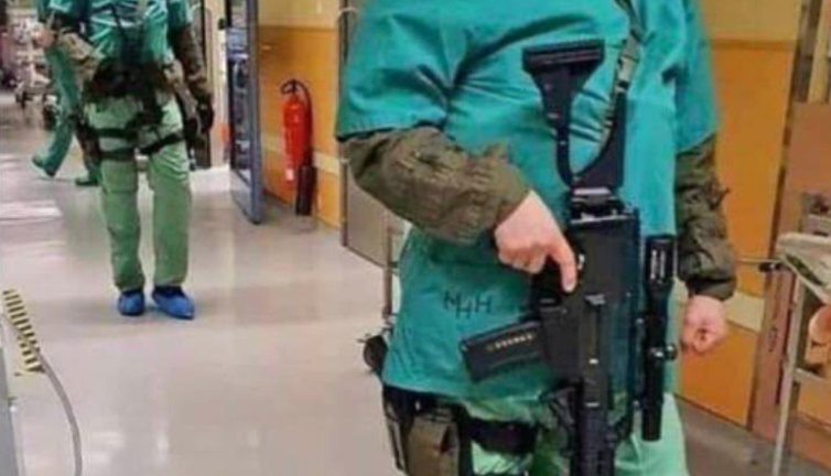 Prof. Esin Davutoğlu Şenol öldürülen-dayak yiyen doktorlar için anlamlı bir fotoğraf paylaştı: Anlayana saz anlamayana...