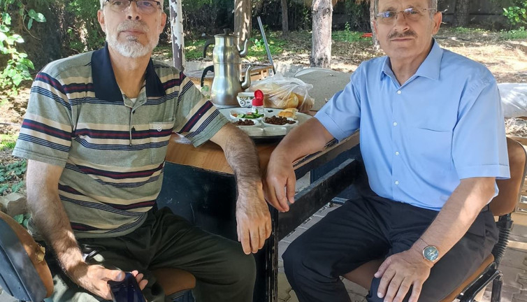 Doktorları hedef gösteren imama AKP’ye yakın sendika başkanından destek ziyareti