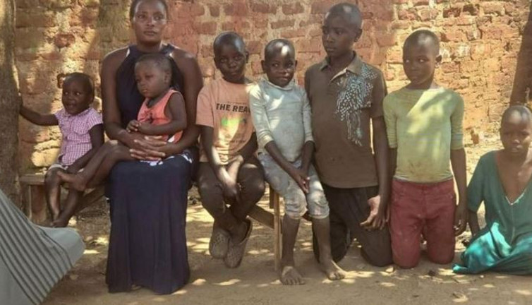 Beşinci ikizleri dünyaya gelen adam evi terk etti. Anne, zorluklara rağmen çocuklarımı terk etmeyeceğim dedi