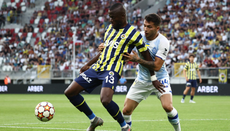 Fenerbahçe, Dinamo Kiev ile yenişemedi