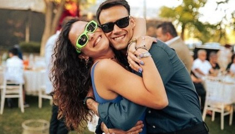 Aslı Bekiroğlu aşkını ilan etti! İşte yeni sevgilisi