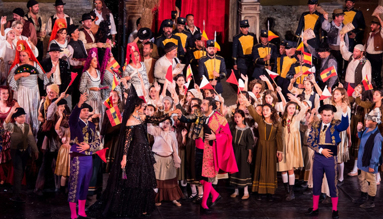 Haliç'te "Carmen" rüzgarı esecek