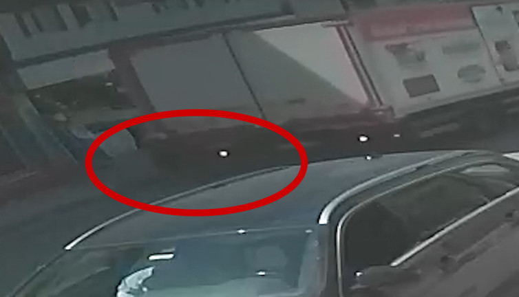 Artvin’de feci kaza! Geri manevra yapan kamyonun altında kaldı…