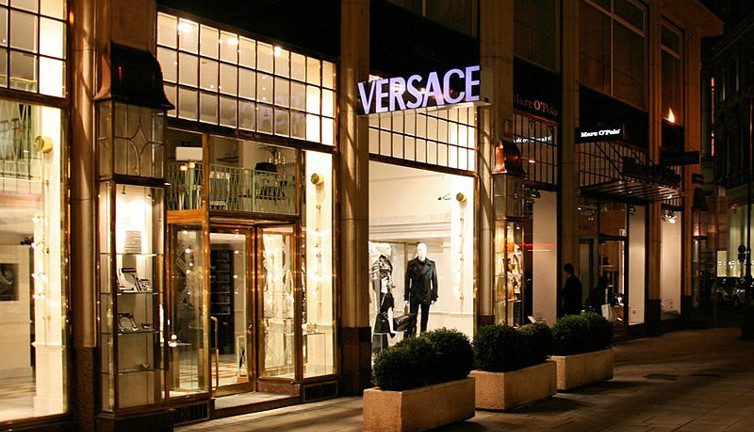 Dünya devleri bir bir Türkiye’den vazgeçiyor: Calvin Klein, Versace, Armani, Hugo Boss, DKNY, Guess