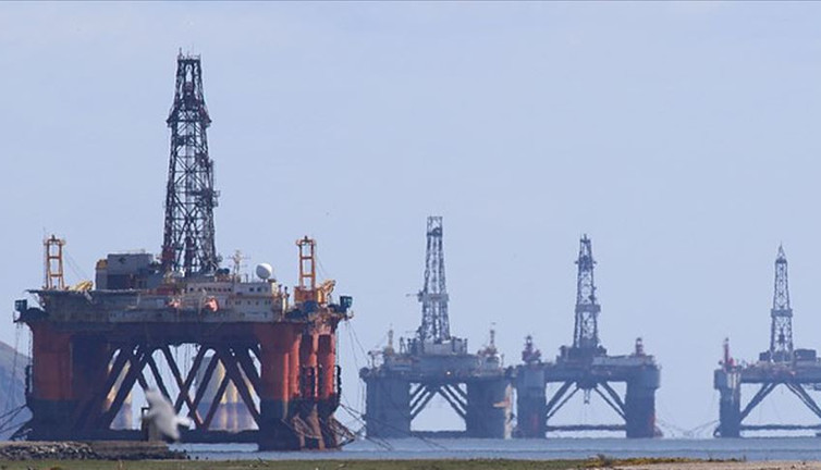 Brent petrolün varili 100 doların altına geriledi, fiyatlara yansıyacak mı