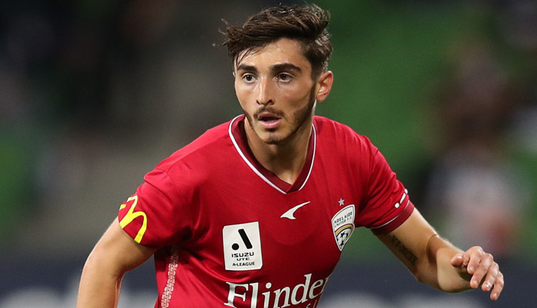 Eşcinsel futbolcu Cavallo FIFA'yı topa tuttu