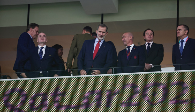 İspanya Kralı Katar'da coştu