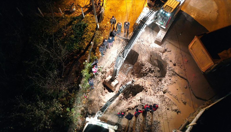 Düzce'de konut ve iş yerlerine su verilmeye başlandı