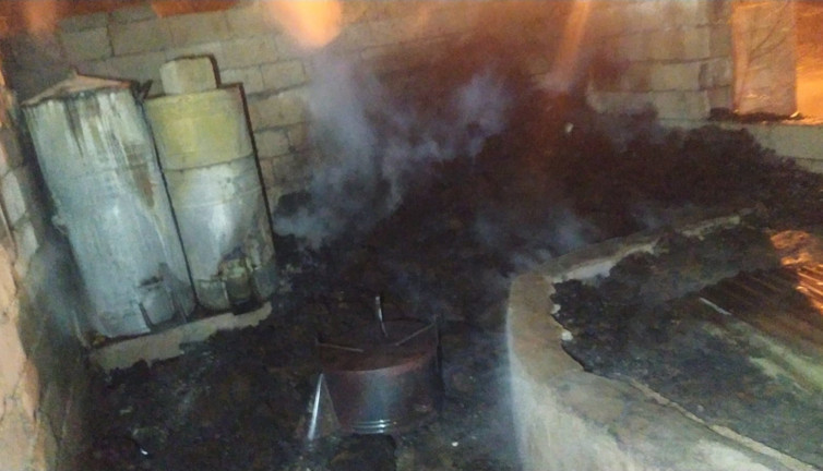 Van'da depoda yangın