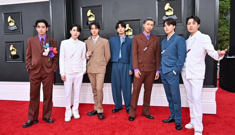 BTS üyesi Kim Seok-Jin askere mi gidiyor? Kim Seok-Jin kimdir, kaç yaşında?