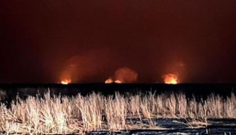 Eber Gölü 30 günde 6 sefer yandı