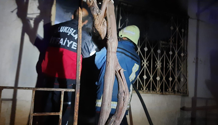 Niğde’de yalnız yaşayan yaşlı kadın yangında hayatını kaybetti