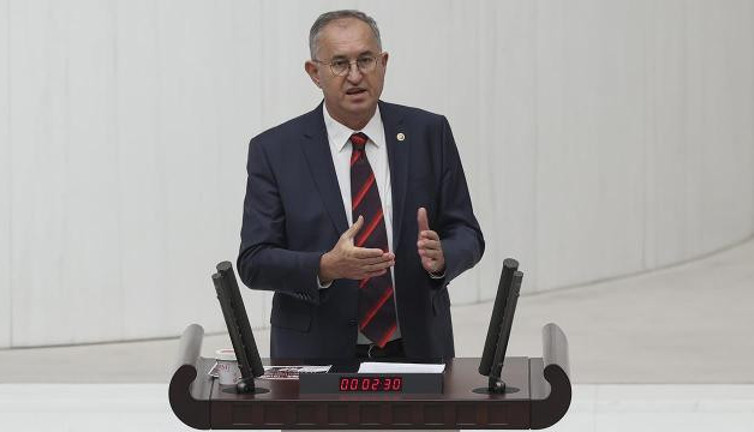 CHP'li Atila Sertel'e kınama cezası