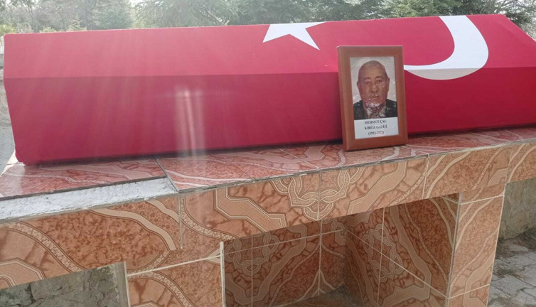 Kıbrıs gazisi Mehmet Çal, Niğde'de son yolculuğuna uğurlandı