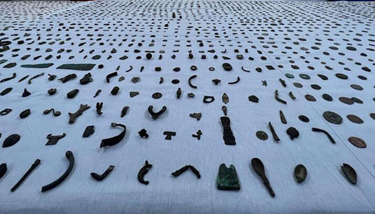 Satamadan yakayı ele verdi! Jandarmadan tarihi eser operasyonu