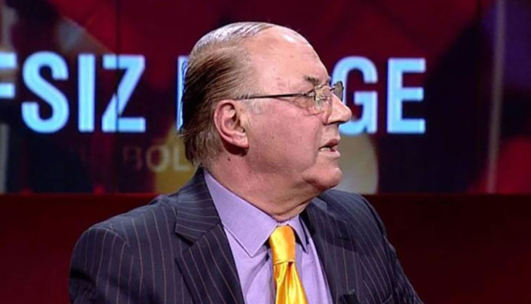 Şakkadanak Necmettin gökyüzünden dolar yağacak tarihi açıkladı. Bu seferde yağmazsa adın ‘Kabuzcu’ya çıksın Necmettin