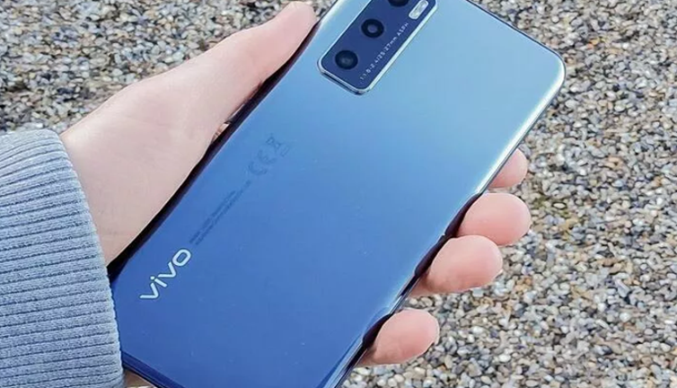 Vivo'nun yeni tasarımı ortaya çıktı. Görselleri paylaşıldı