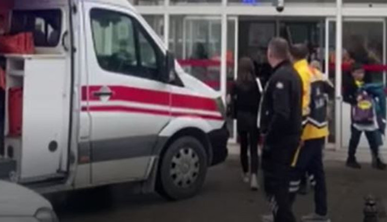 Yerli Malı Haftası'nda 12 öğrenci zehirlendi