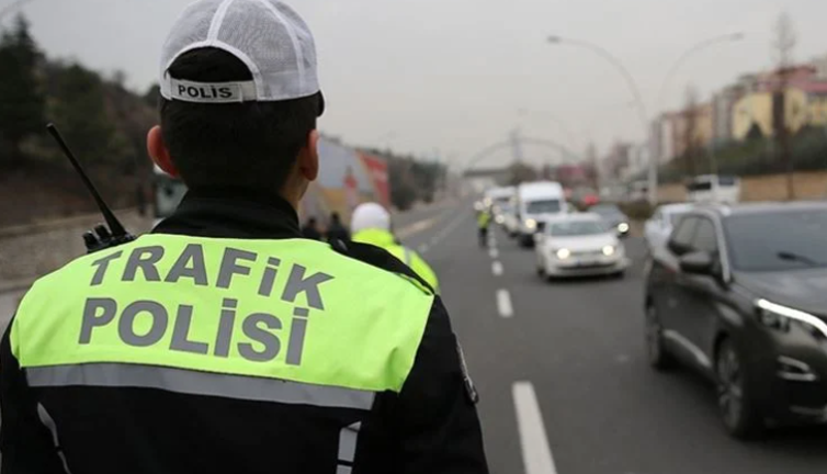 İstanbul'da bu yollar trafiğe kapatıldı