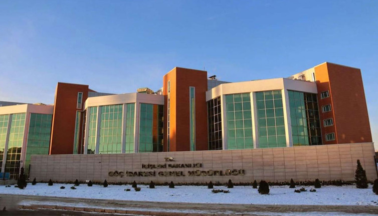 Göç İdaresi Genel Müdürlüğü sözleşmeli bilişim personeli alacak