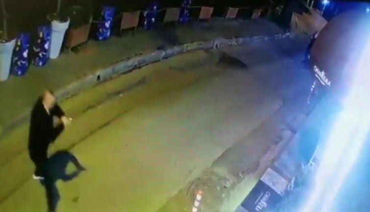 Valeler birbirlerine kurşun yağdırdı