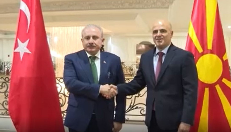 Şentop, Kuzey Makedonya Başbakanı Kovaçevski ile görüştü