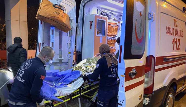 Kuru yük gemisindeki yangında yaralananların tedavisi sürüyor