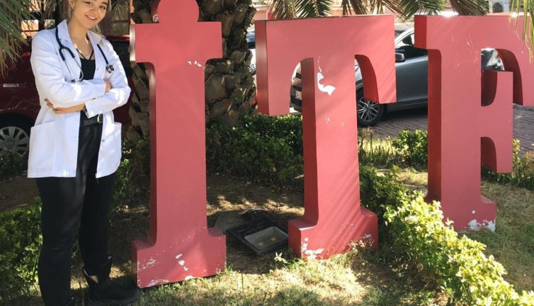 Sahte doktor Ayşe Özkiraz’ın bir sonraki hedefi ortaya çıktı. İşte yeni fotoğrafları