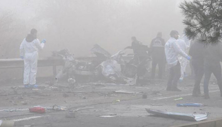 Diyarbakır'daki saldırıda terörist sisli hava nedeniyle bombayı geç patlatmış