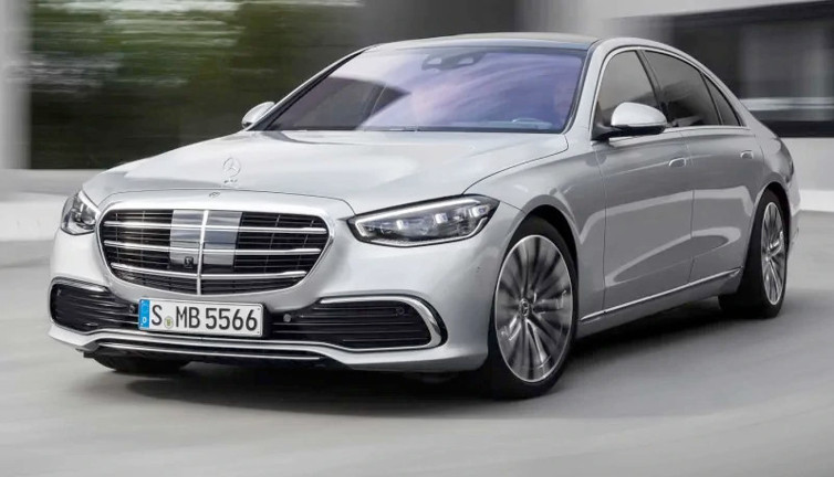 Devlet Malzeme Ofisi Mercedes'in 10 milyon liralık lüks aracı için ihaleye çıktı. Kime alınıyor acaba